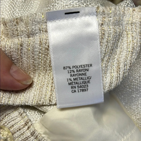 Banana Republic Cream High Waist Shorts - Picture 4 of 4